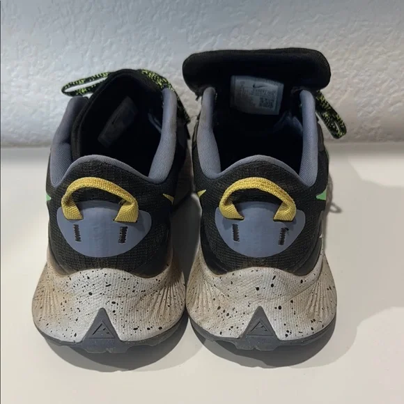 Nike Pegasus Trail Shoes - Picture 3 of 6